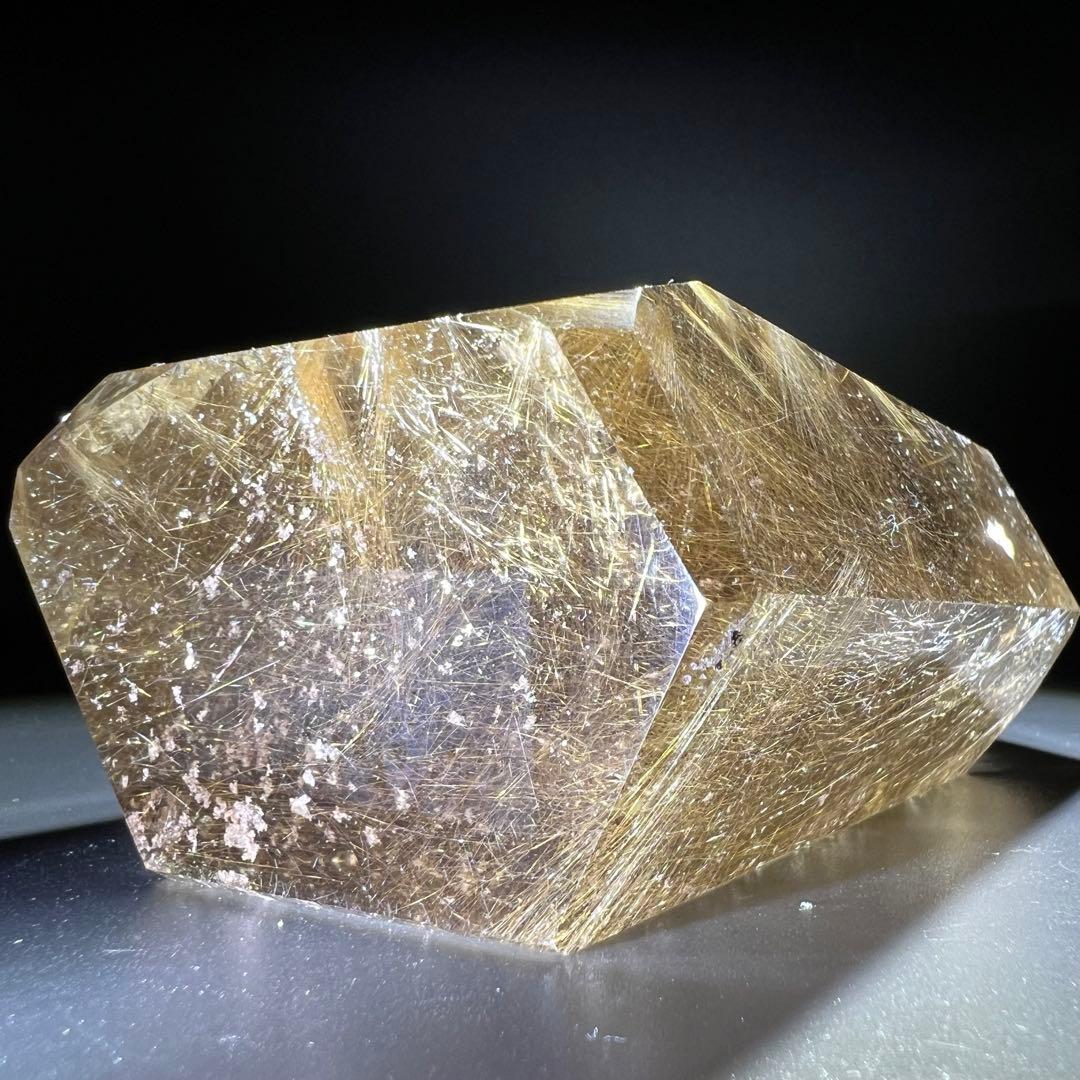 新春特別限定特価‼️☆極大サイズ☆極品美宝☆ゴールドタイチンルチル 六角柱 天然石