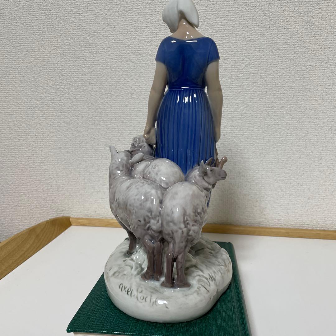 ＊女性と３頭の羊＊高さ２７cm・Ｂ＆Ｇ． ・希少・