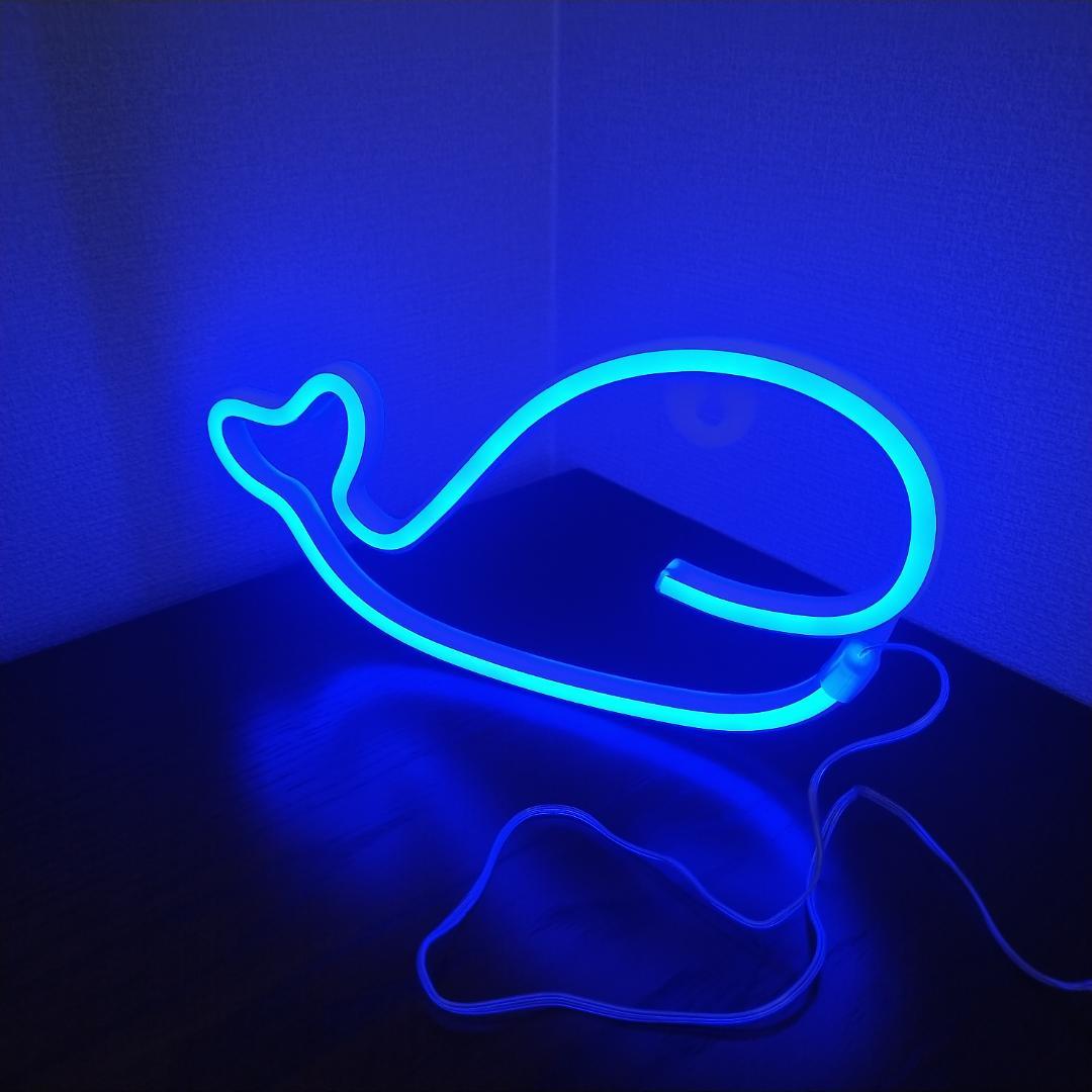 【☆超美品★】　＊クジラのネオンサイン＊　アイスブルー