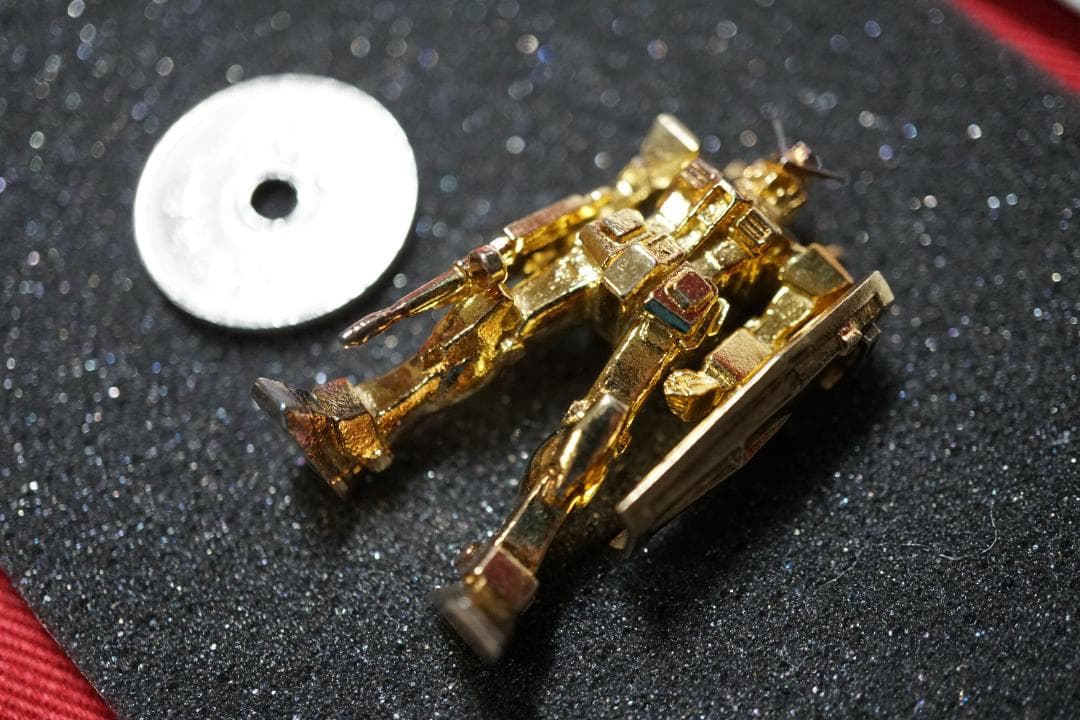 純金 ガンダム セブンイレブン 非売品 - メルカリ