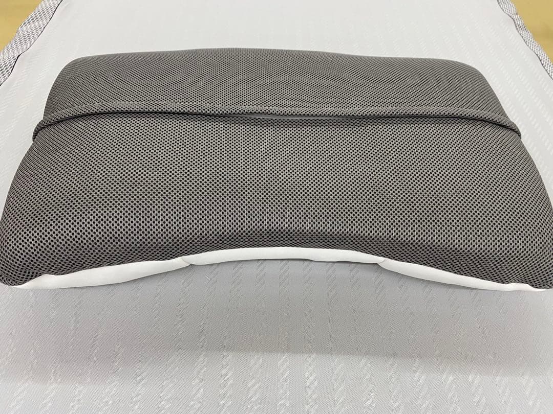 西川　ドクタースリープまくら・自分の好みに高さ調節OK・洗濯OK・詰めものパイプ