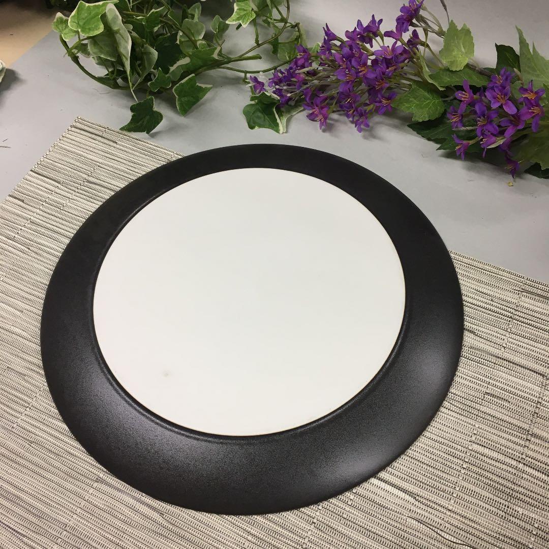 美濃焼　グレージュ黒28cmラウンドプレート