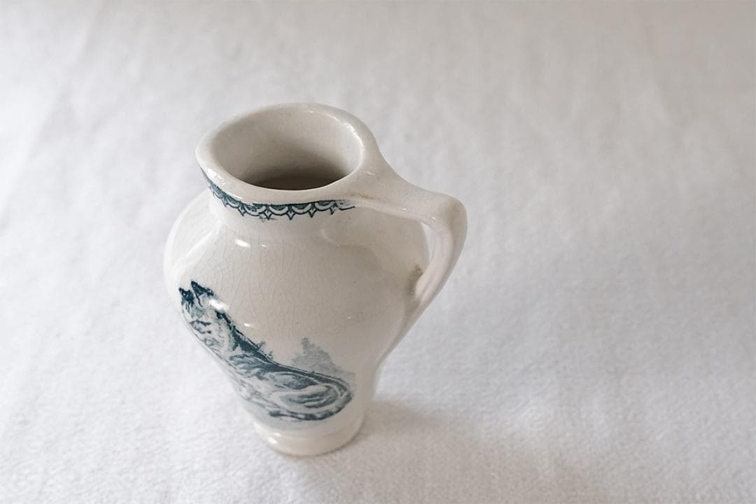 フランスアンティーク　クレイユモントロー　小さな　ピシェ　猫　 H7.9cm