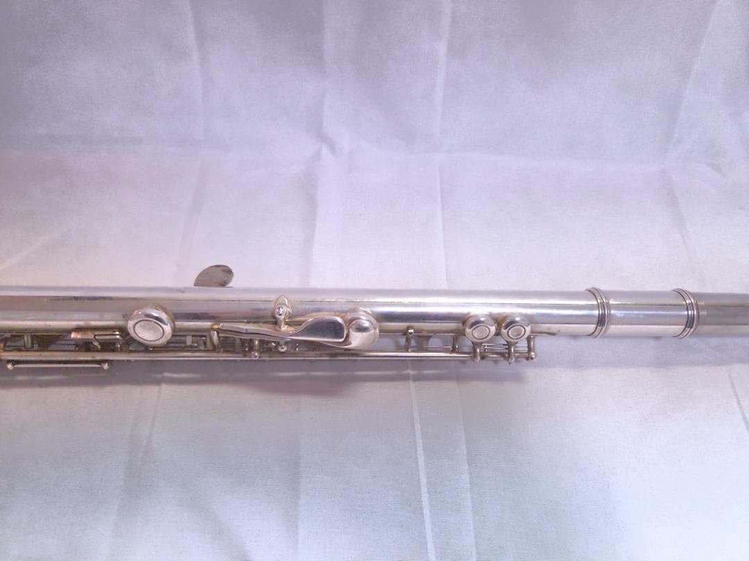 YAMAHA YFL-211SⅡ フルート 日本製 銀メッキ Eメカ付#2428 - メルカリ