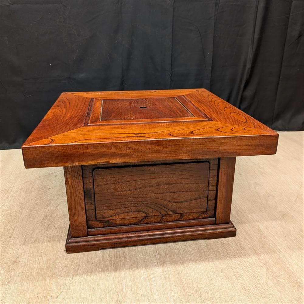 欅 ケヤキ　無垢　関西火鉢　箱火鉢　角火鉢　火鉢　囲炉裏　いろり　炉端　引き出し