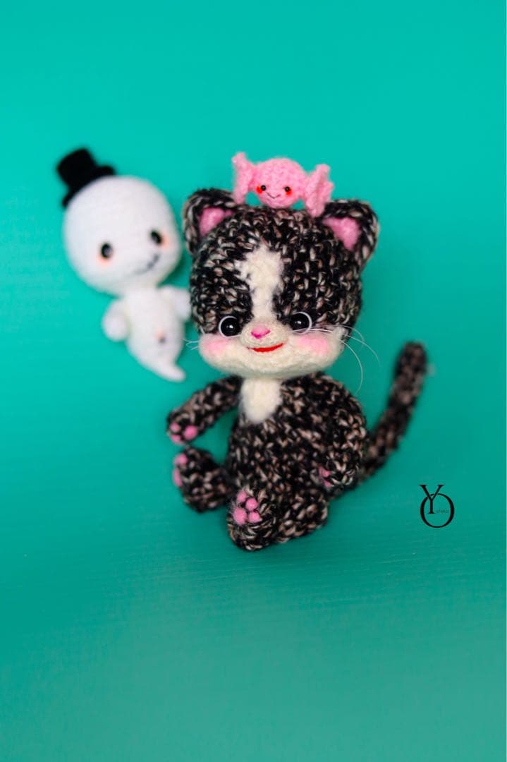 ゆい様 ハロウィン限定 ハチワレ キジトラ 猫 おばけ ゴースト あみぐるみ