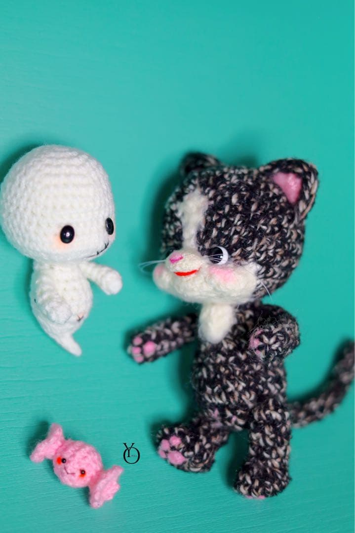 ゆい様 ハロウィン限定 ハチワレ キジトラ 猫 おばけ ゴースト あみぐるみ