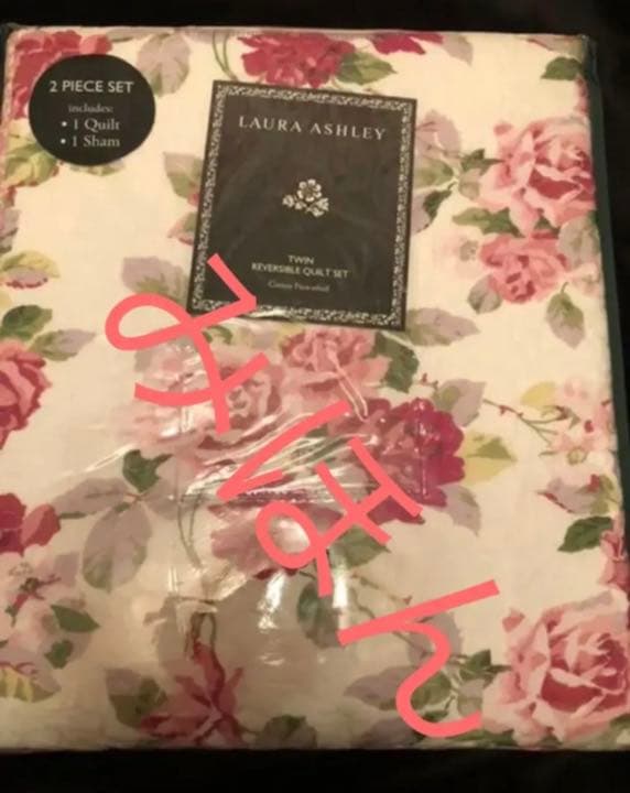 ローラアシュレイ　カバー