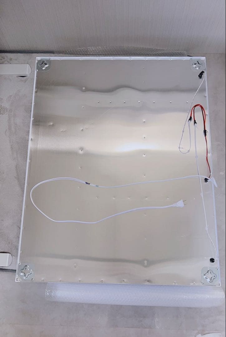 LED ミラーキャビネット　ホワイト