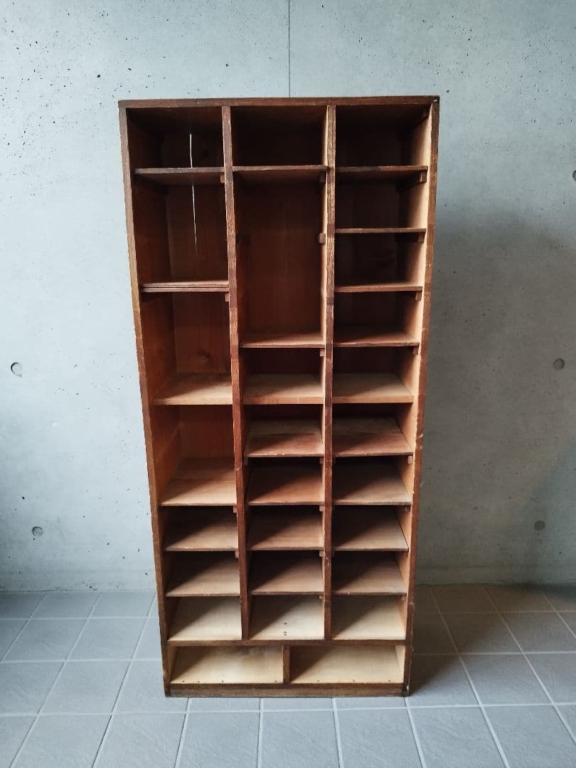 アンティーク　升目　棚　昭和　レトロ