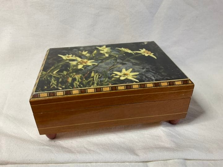 リュージュ社のオルゴール