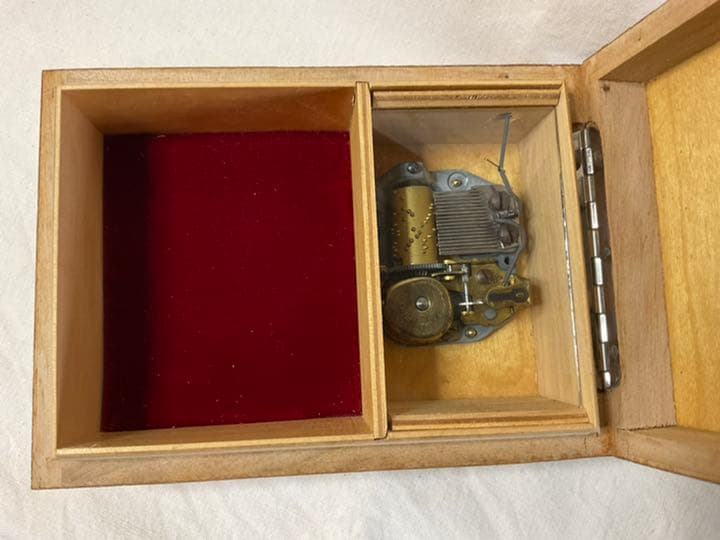 リュージュ社のオルゴール