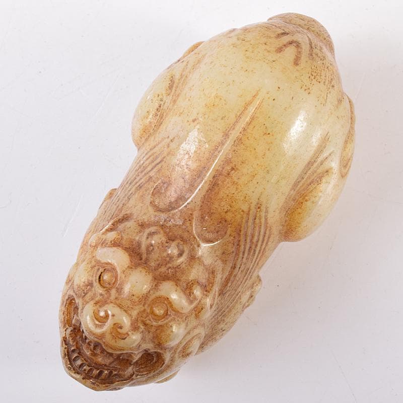 中国　玉石彫刻　獅子　神獣　根付　紙鎮　置物　C　7992E