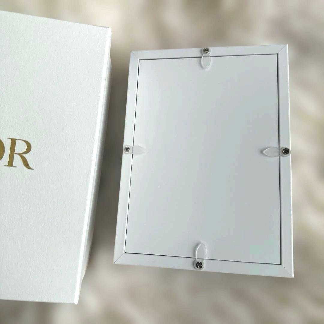 Dior プリザーブドフラワー フォトフレーム 新品 ノベルティ - メルカリ