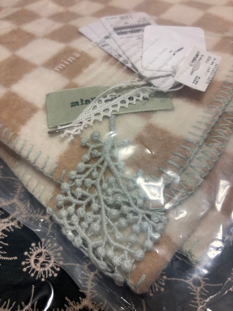 ◇ミナペルホネン ブランケット chess Sサイズ／定価16,500円 新品