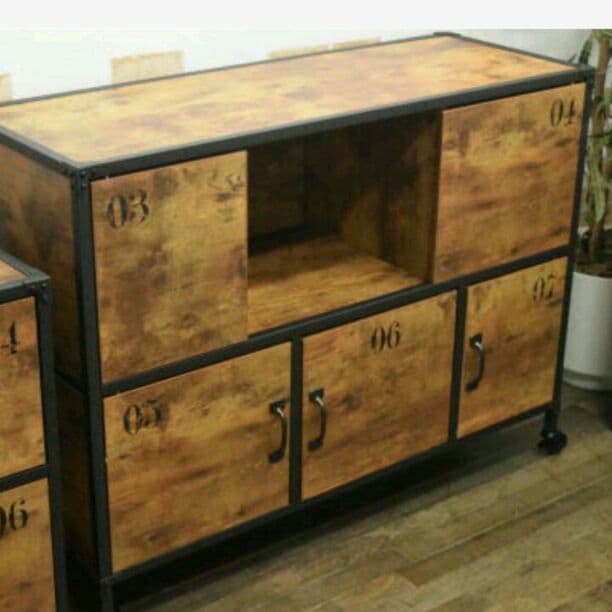 インダストリアル　ヴィンテージ　棚　ビンテージ　ラック