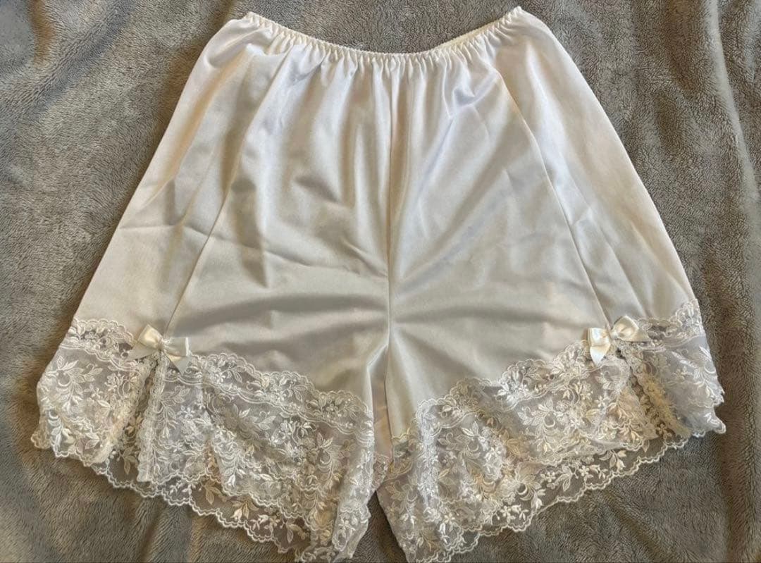 セモア　ブライダルインナー　B70 フレアパンツ