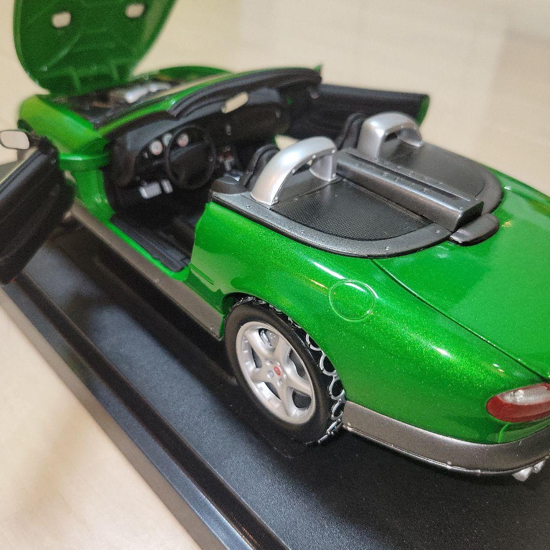 JOY RIDE 007ボンドカー ジャガーXKR ロードスター1/18 - メルカリ