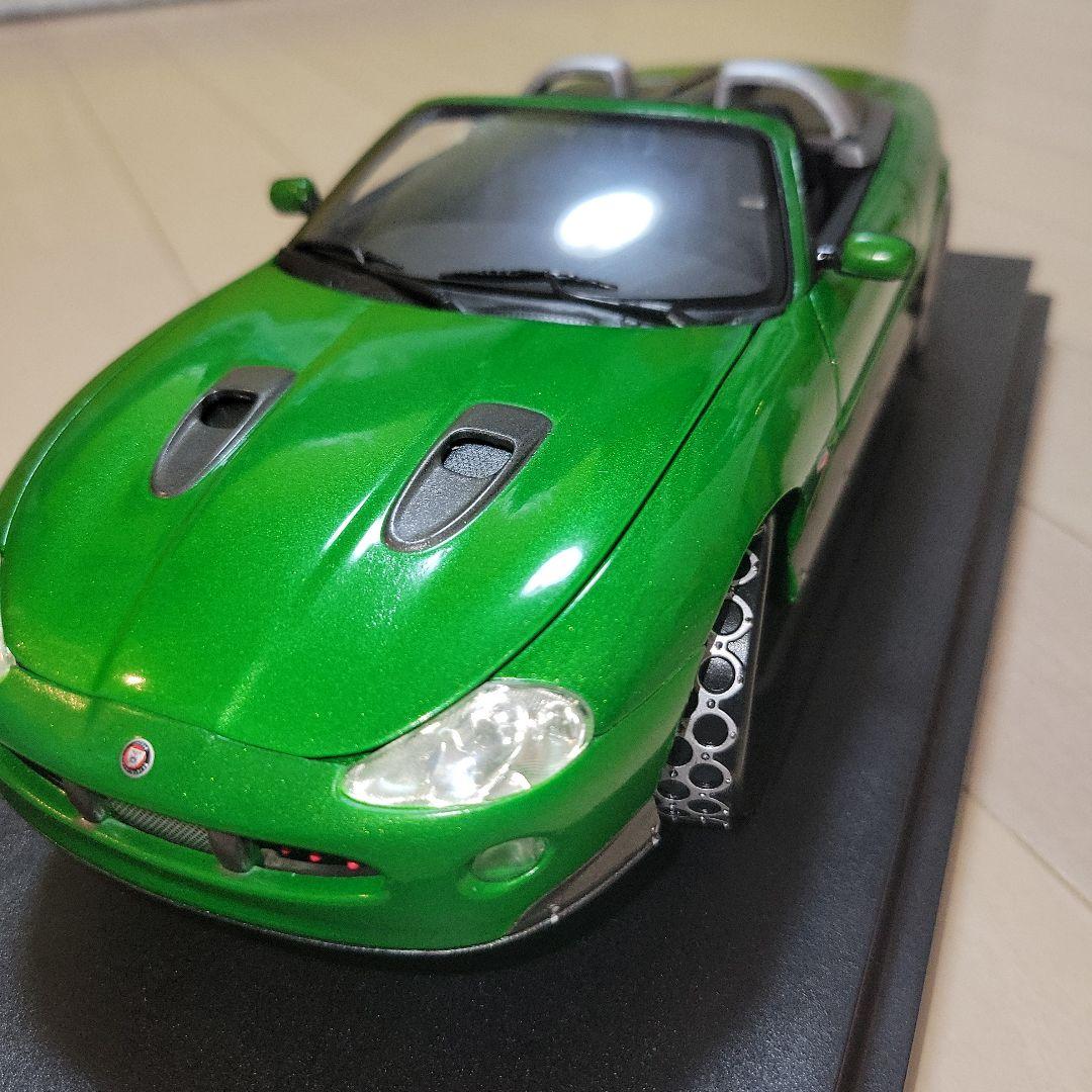 JOY RIDE 007ボンドカー ジャガーXKR ロードスター1/18 - メルカリ
