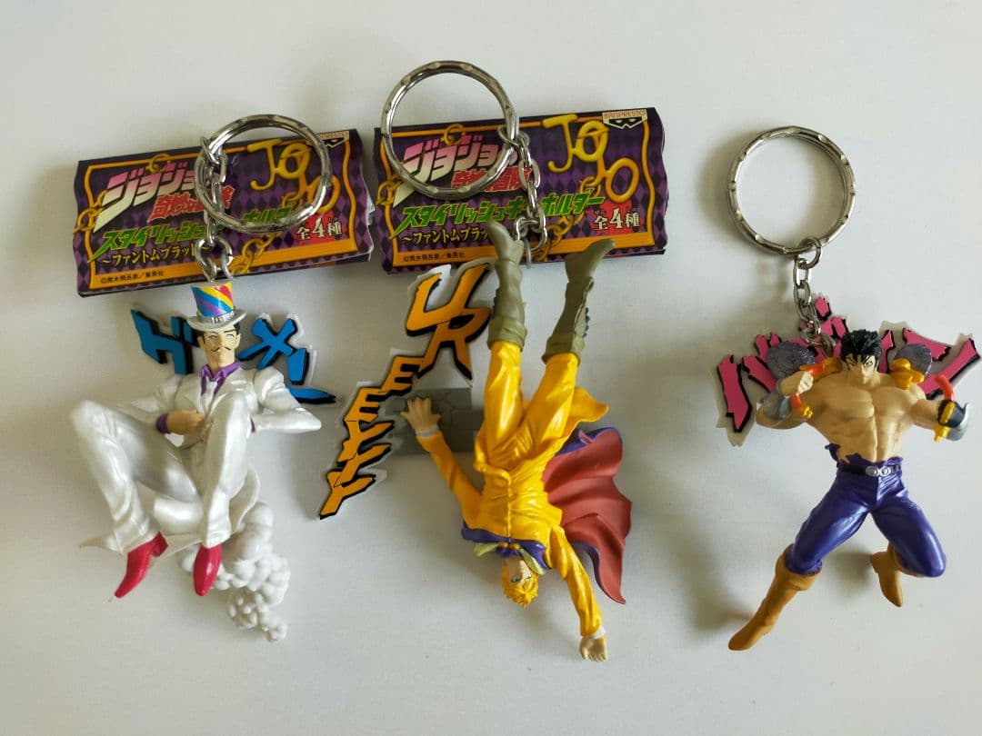 ジョジョの奇妙な冒険 キーホルダーフィギュア - メルカリ