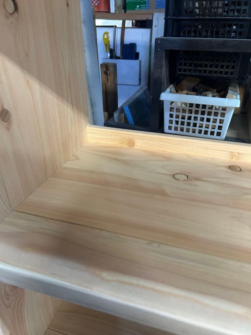 無垢材を使用したハンドメイドの本棚(納期:5月下旬) - メルカリ