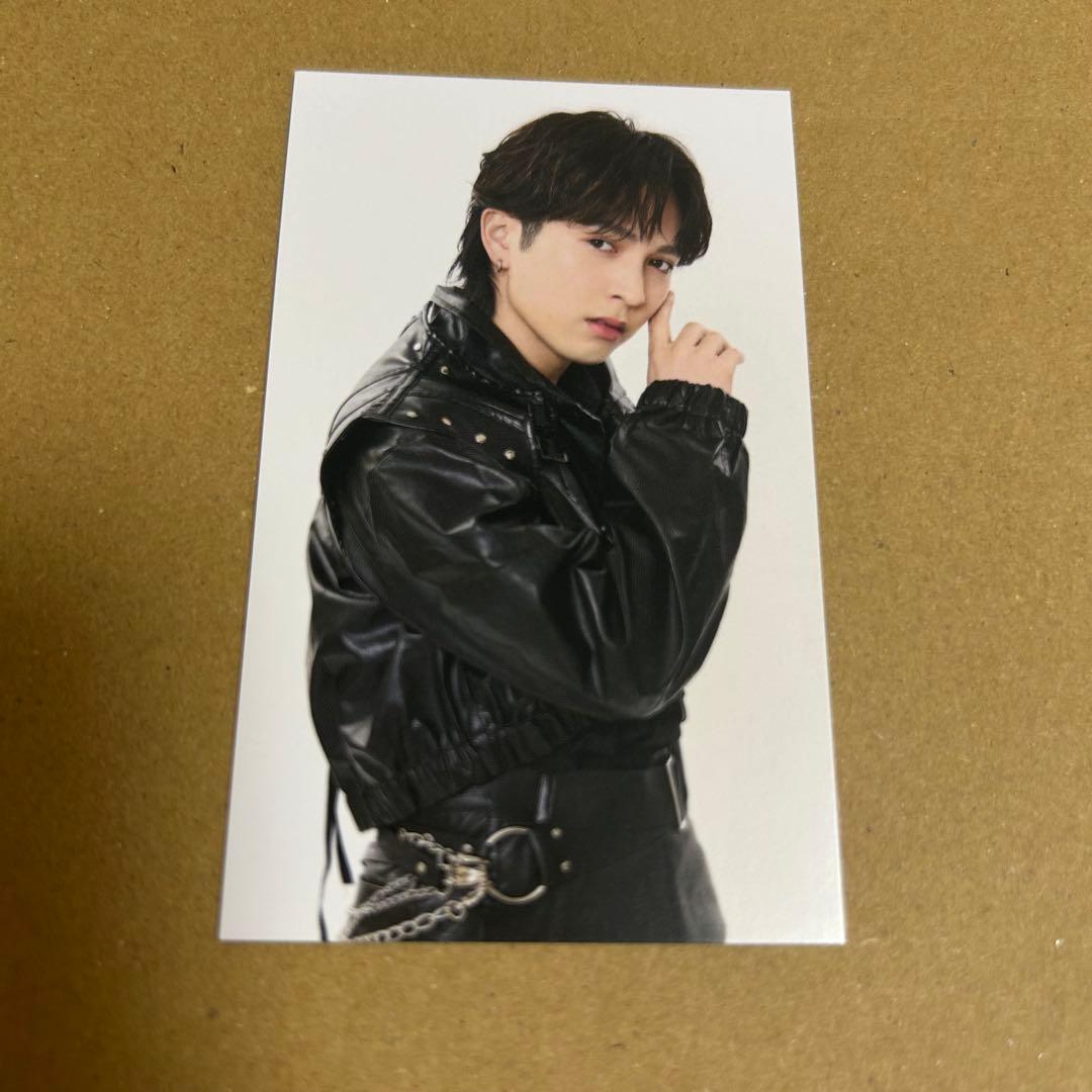 イイじゃん 黒衣装 トレカ M!X 吉田仁人 M!LK - メルカリ