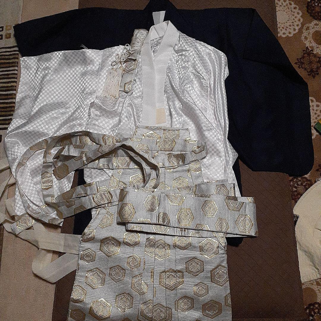 はおり、袴、長襦袢、草履他　五歳