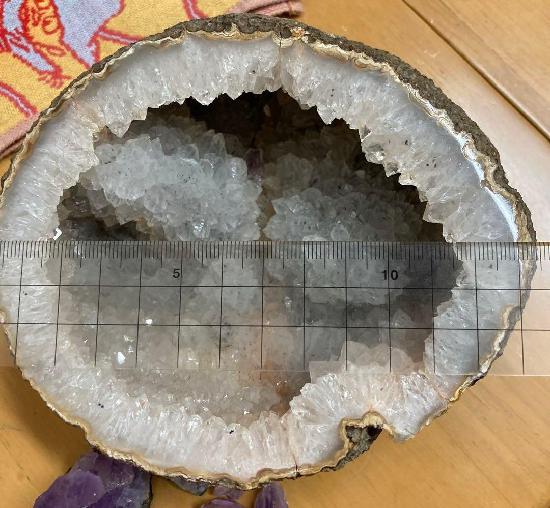 ジオード？水晶？