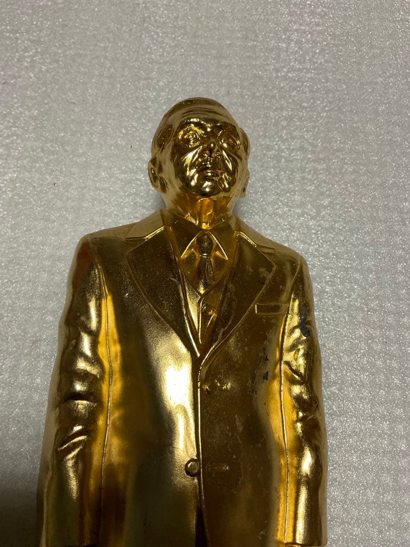 昭和天皇陛下様／御在位五十周年記念　記念立像【メタル製　金メッキ】。