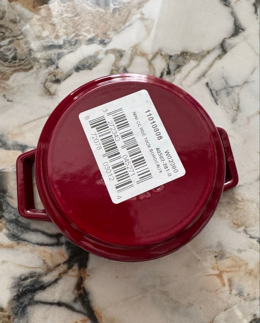 新品・未使用　ボルドー　ストウブ ピコ・ココット 10 cm 赤　レッド