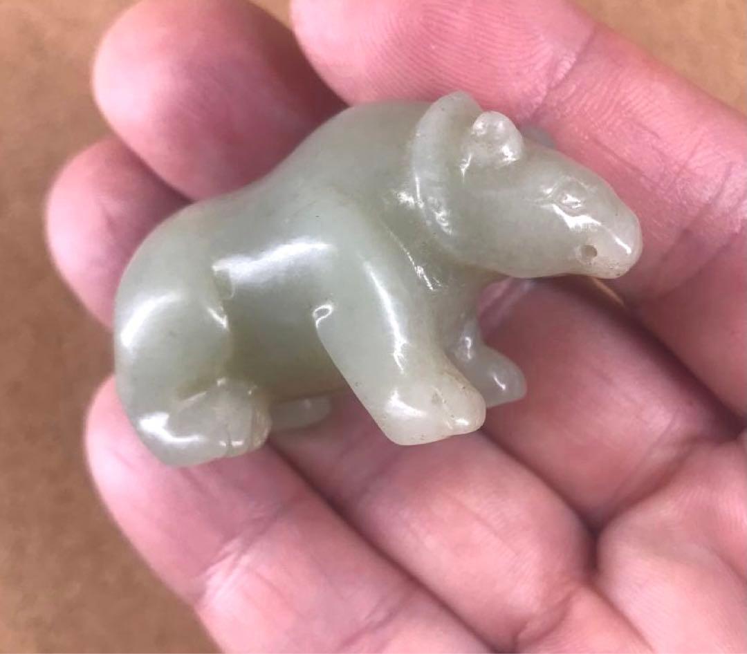 古玉石　《熊》置物 整理番号：AT133