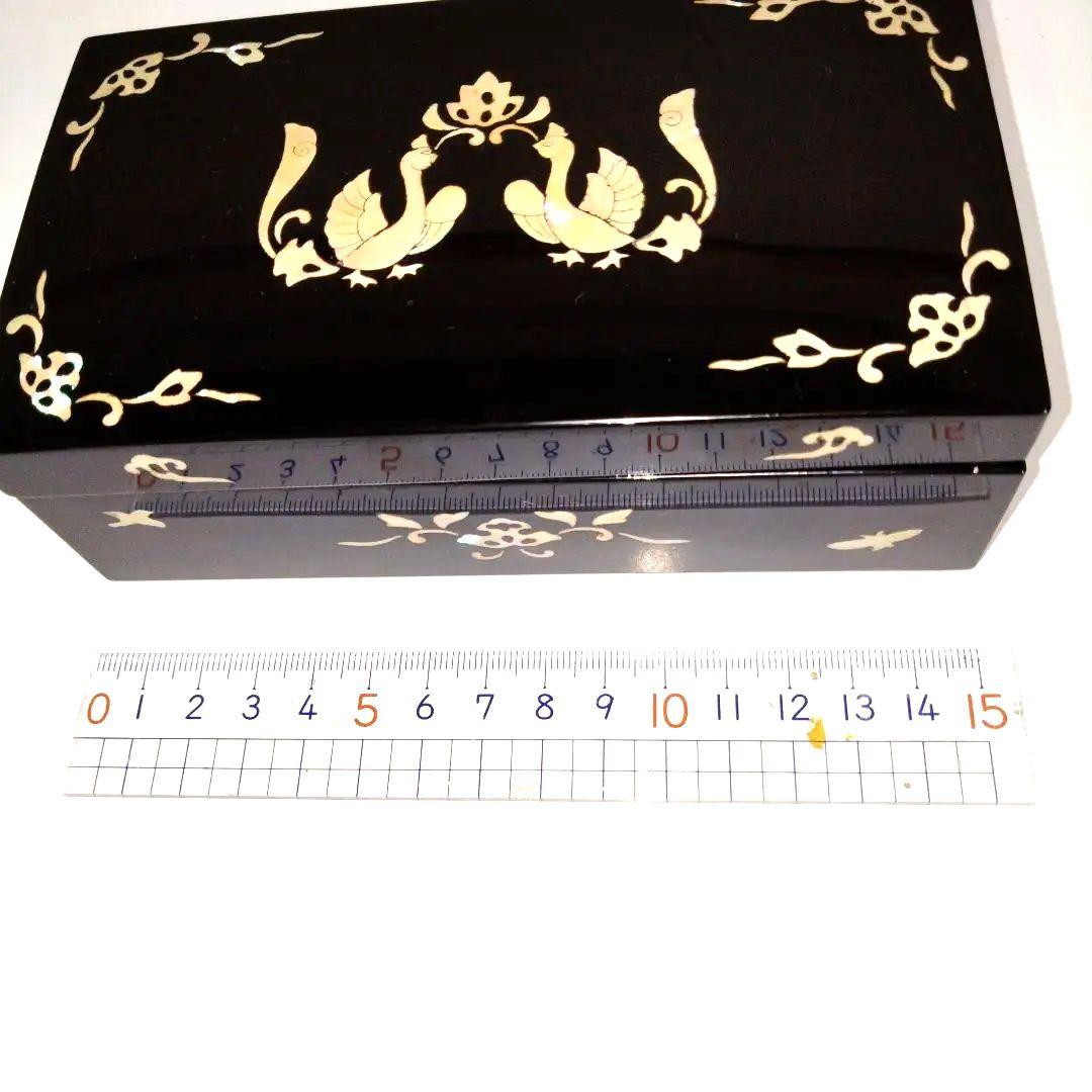 奈良漆器小物入れ