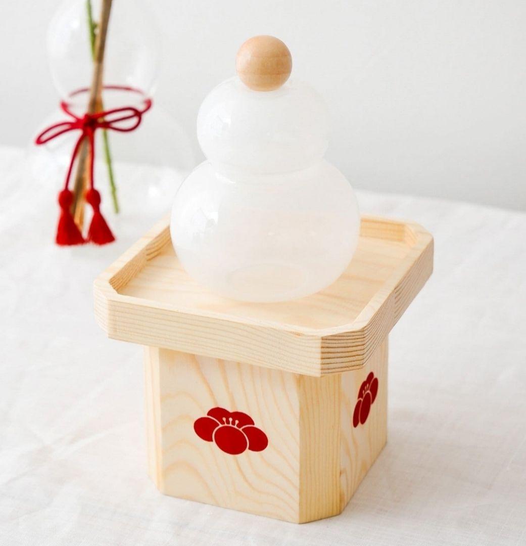 お値下げ】3COINSお正月飾り(門松、鏡餅、三方) - メルカリ