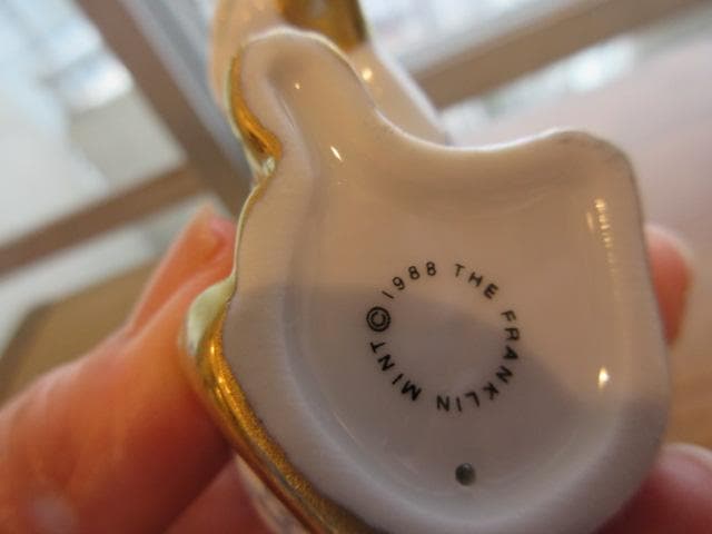 チロ様 フランクリン・ミント☆ヘレンドの猫（he33) 他2点 - メルカリ