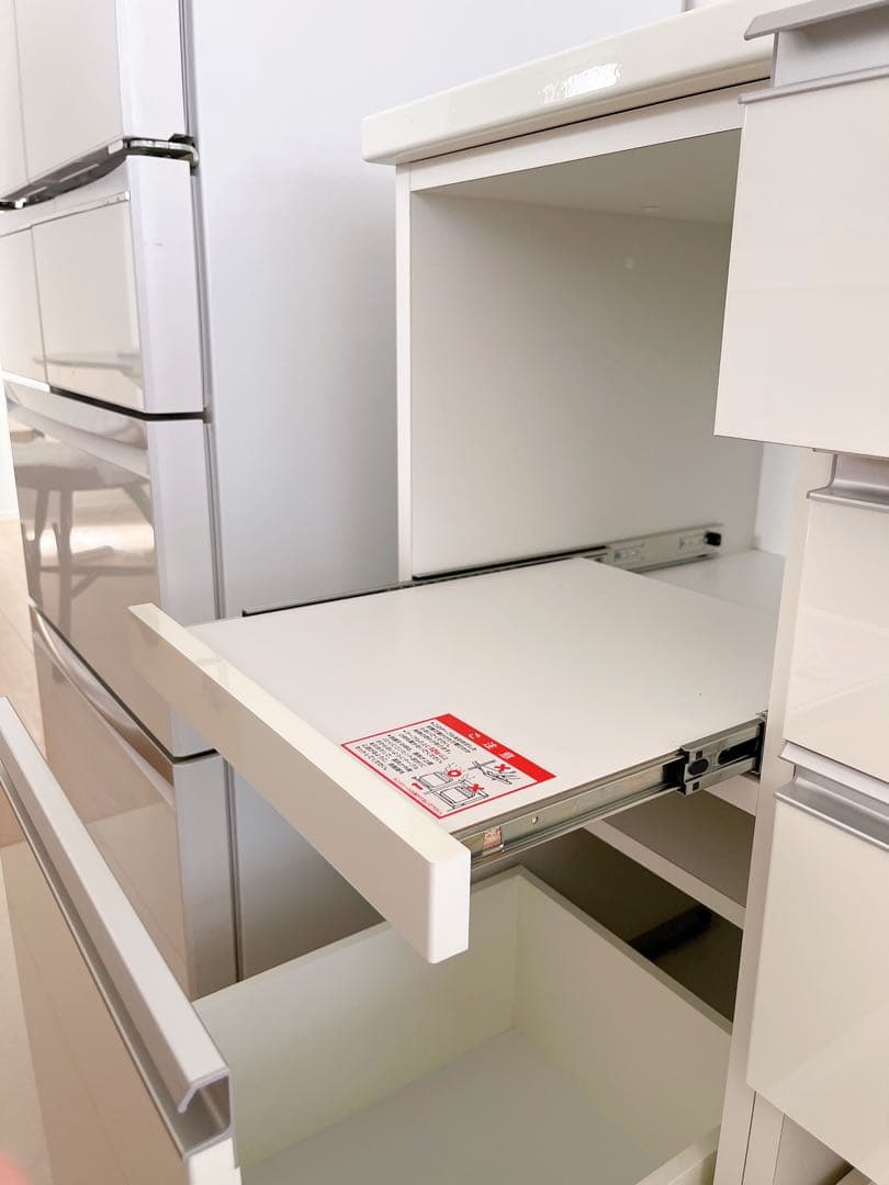 【新品未使用】18万円購入のニトリチェルシー・キッチンカウンター食器棚