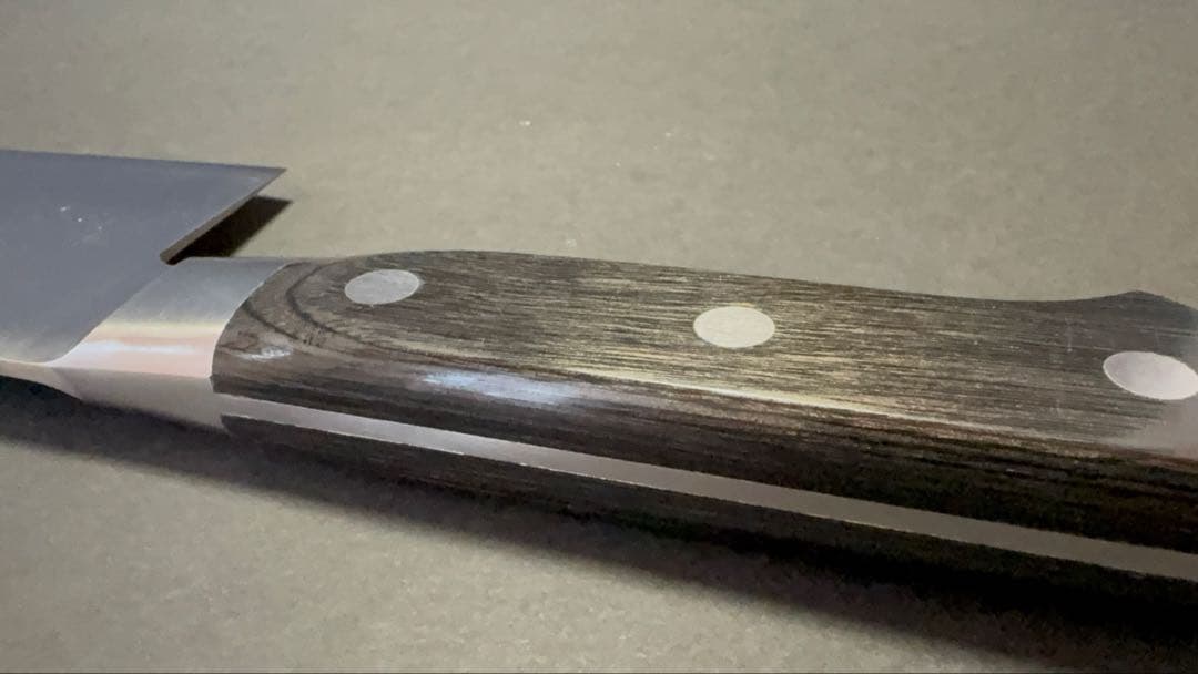 燕三条 藤次郎作 スウエーデン鋼 F-812 DP口金付牛刀 330mm