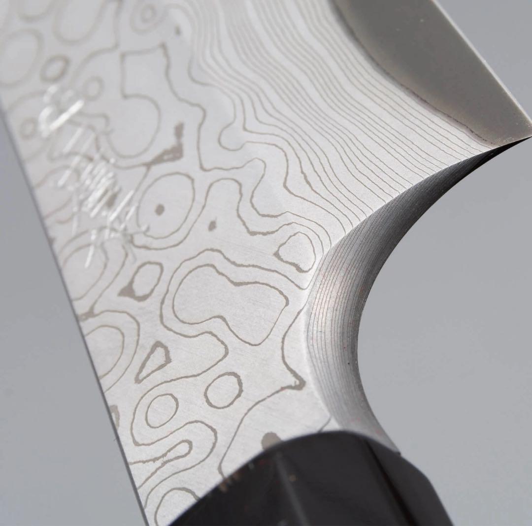 二唐刃物　暗紋ダマスカス黒槌目　青二先丸柳刃300