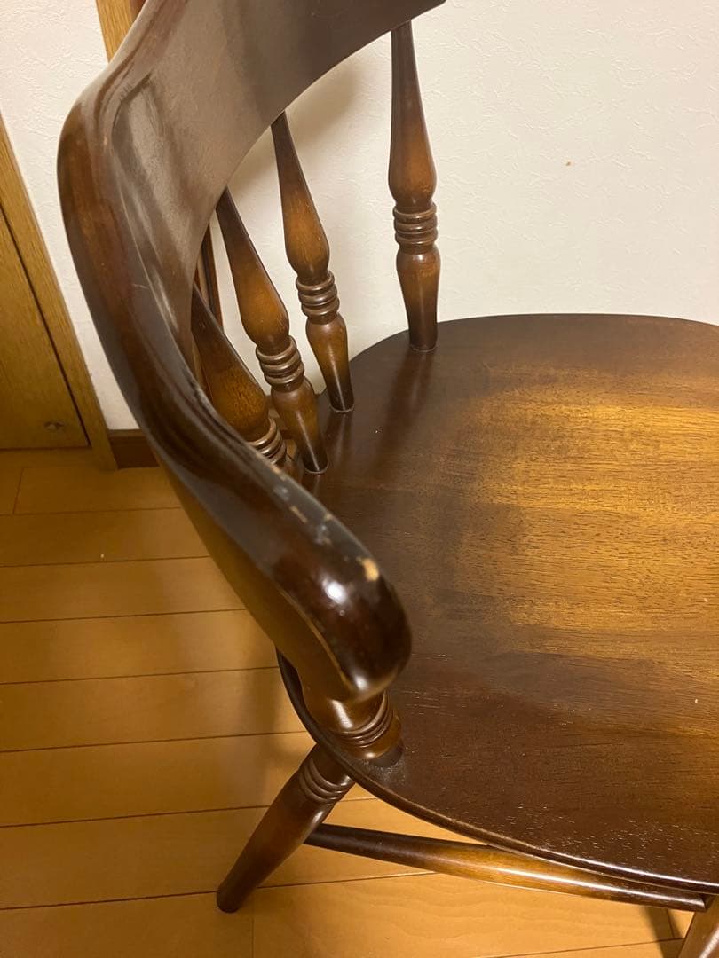 飛騨産業　キツツキマーク　ダイニングチェア②