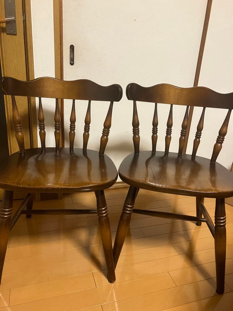 飛騨産業　キツツキマーク　ダイニングチェア②