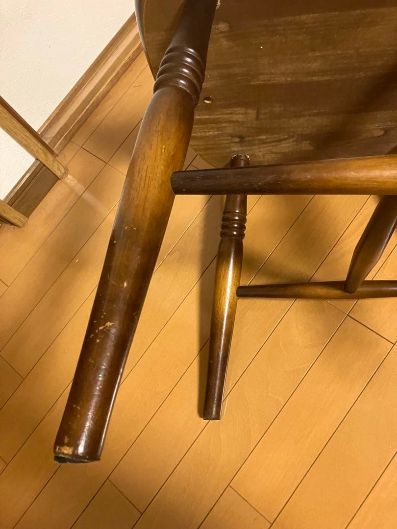 飛騨産業　キツツキマーク　ダイニングチェア②