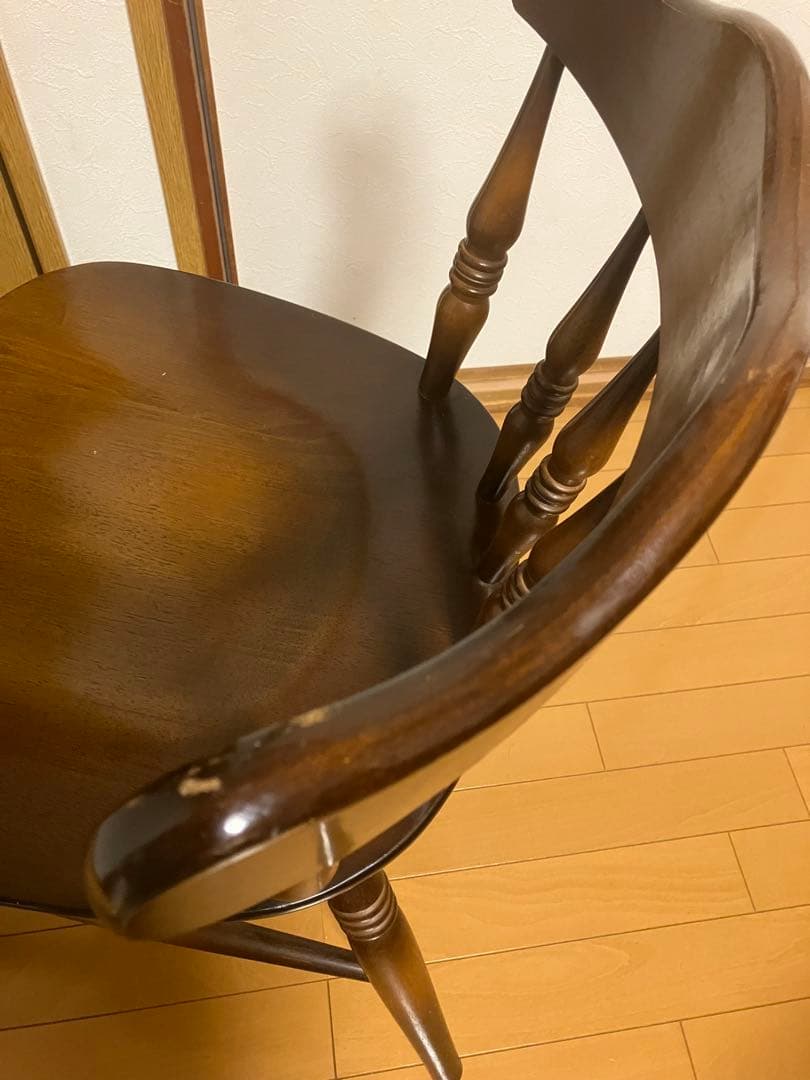 飛騨産業　キツツキマーク　ダイニングチェア②