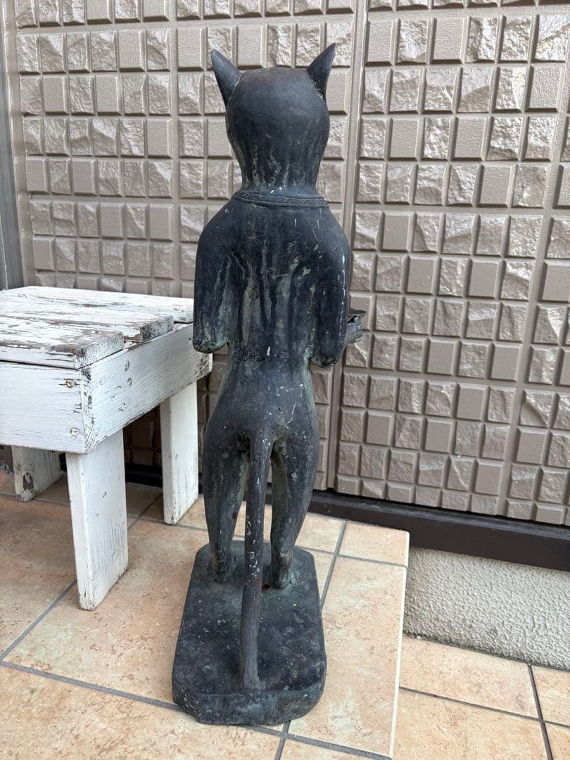 バリネコ ブロンズ像 お皿を持つ猫 バリ猫 オブジェ 置物 皿持ち猫 銅像