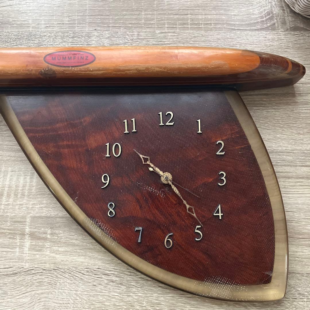 ビンテージ壁掛け時計　サーフボード壁掛け時計