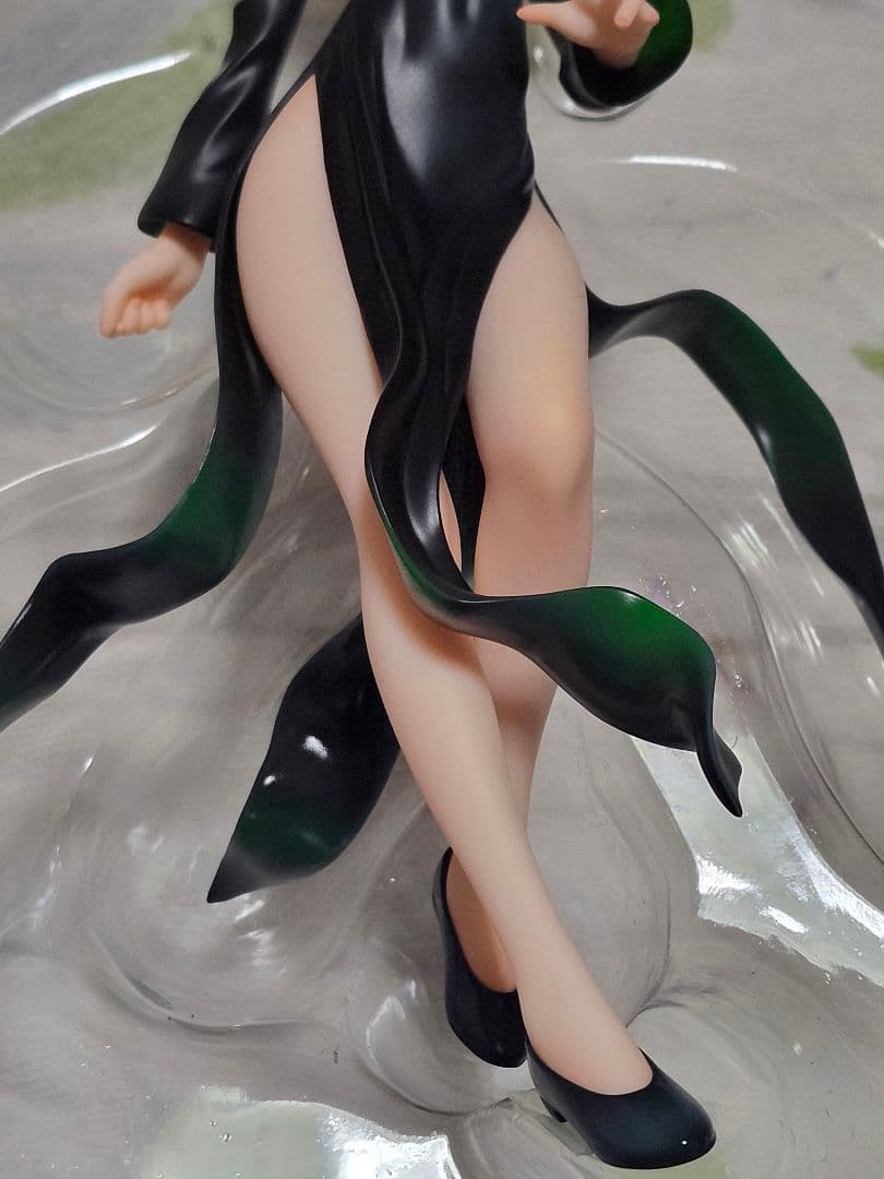 ワンパンマン タツマキ フィギュア AMAKUNI