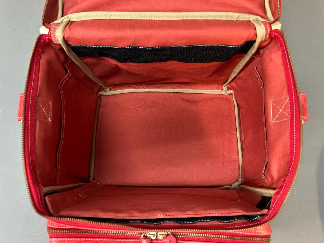 NAIL＆コスメ BAG　プロ用　本革プロト品 新品未使用 国内手生産