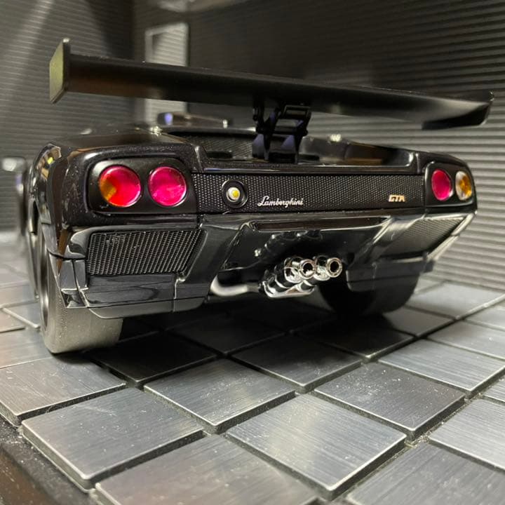 オートアート 1/18 ランボルギーニ ディアブロ ブラック