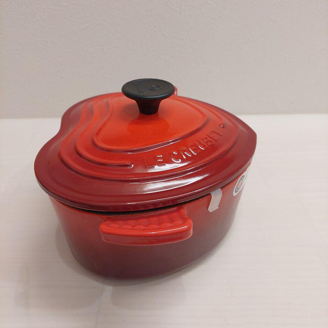 ル・クルーゼ ココット・ロンド チェリーレッド 新品未使用18cm