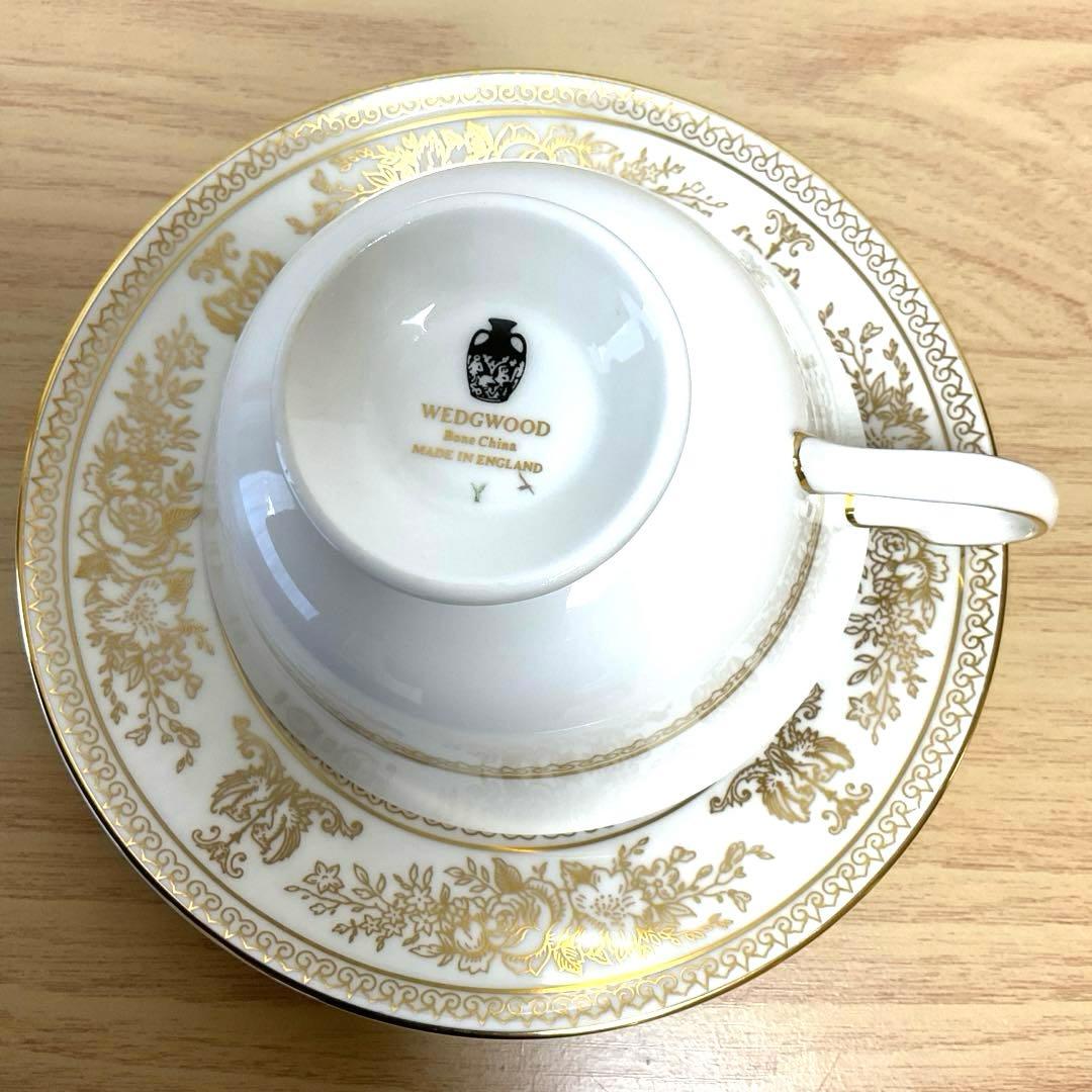 ウェッジウッド コロンビア　ゴールド　ピオニー　トリオ　③