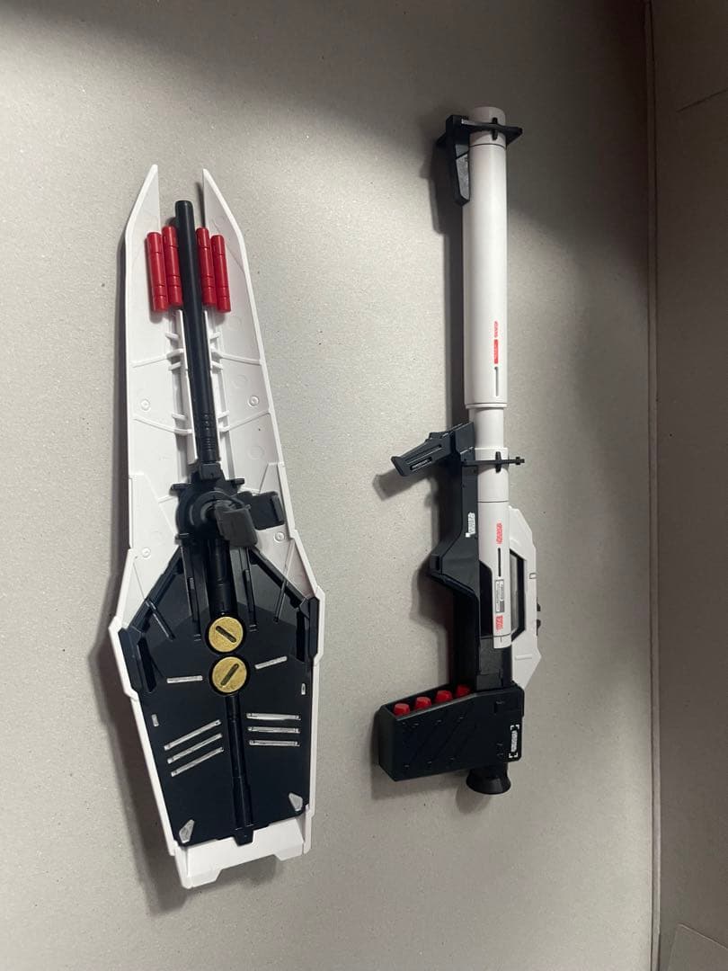 mg νガンダム ver.ka 全塗装 完成品 筋彫り マスキング 発光など