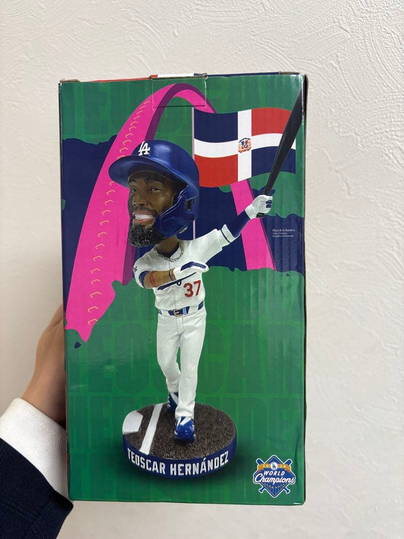 テオスカー・ヘルナンデス ボブルヘッドフィギュア - メルカリ